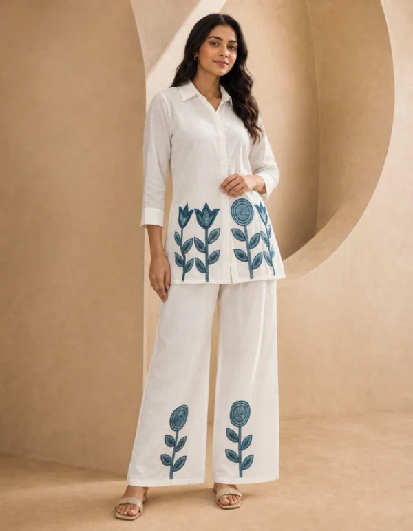 white+(4) white+(4)
